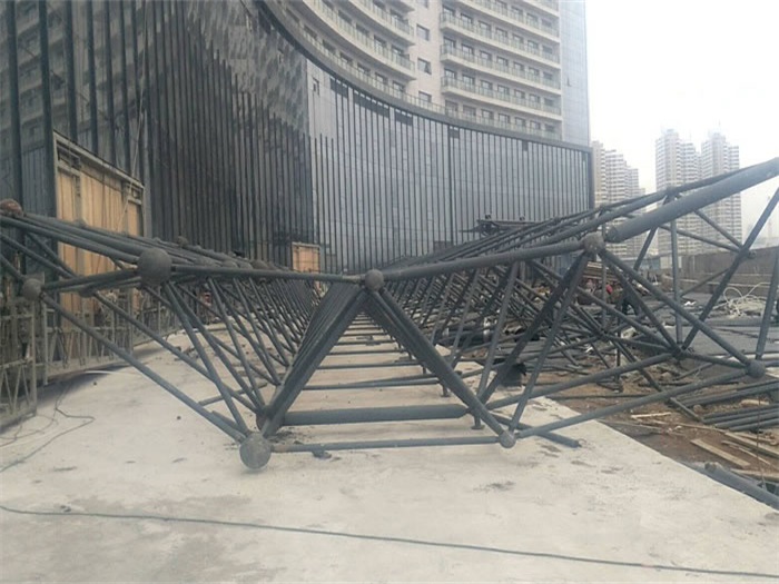 吉首万豪酒店雨棚网架